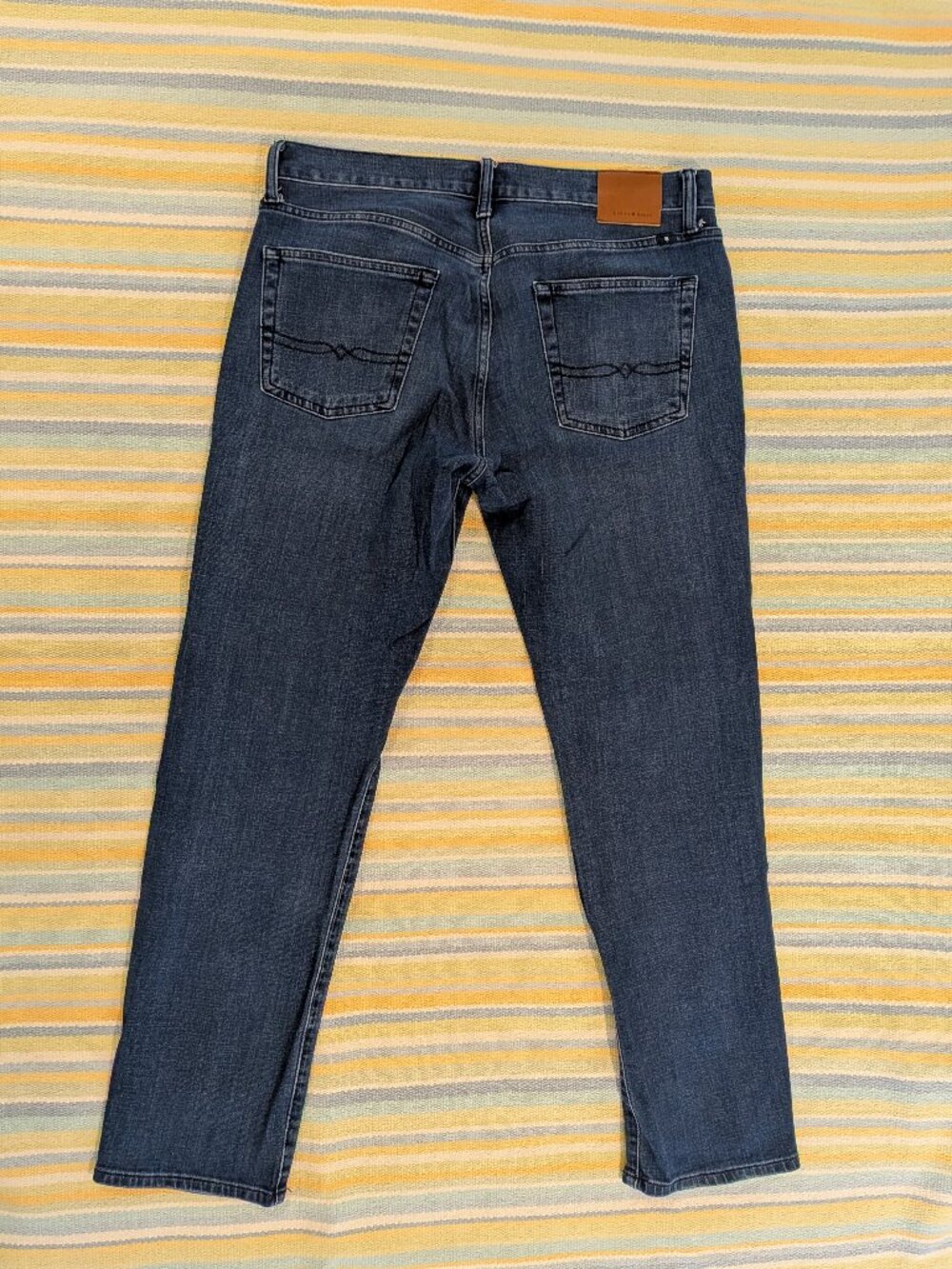 ā Men's Lucky Brand 221 Original Straight Jeans size 34 x 32